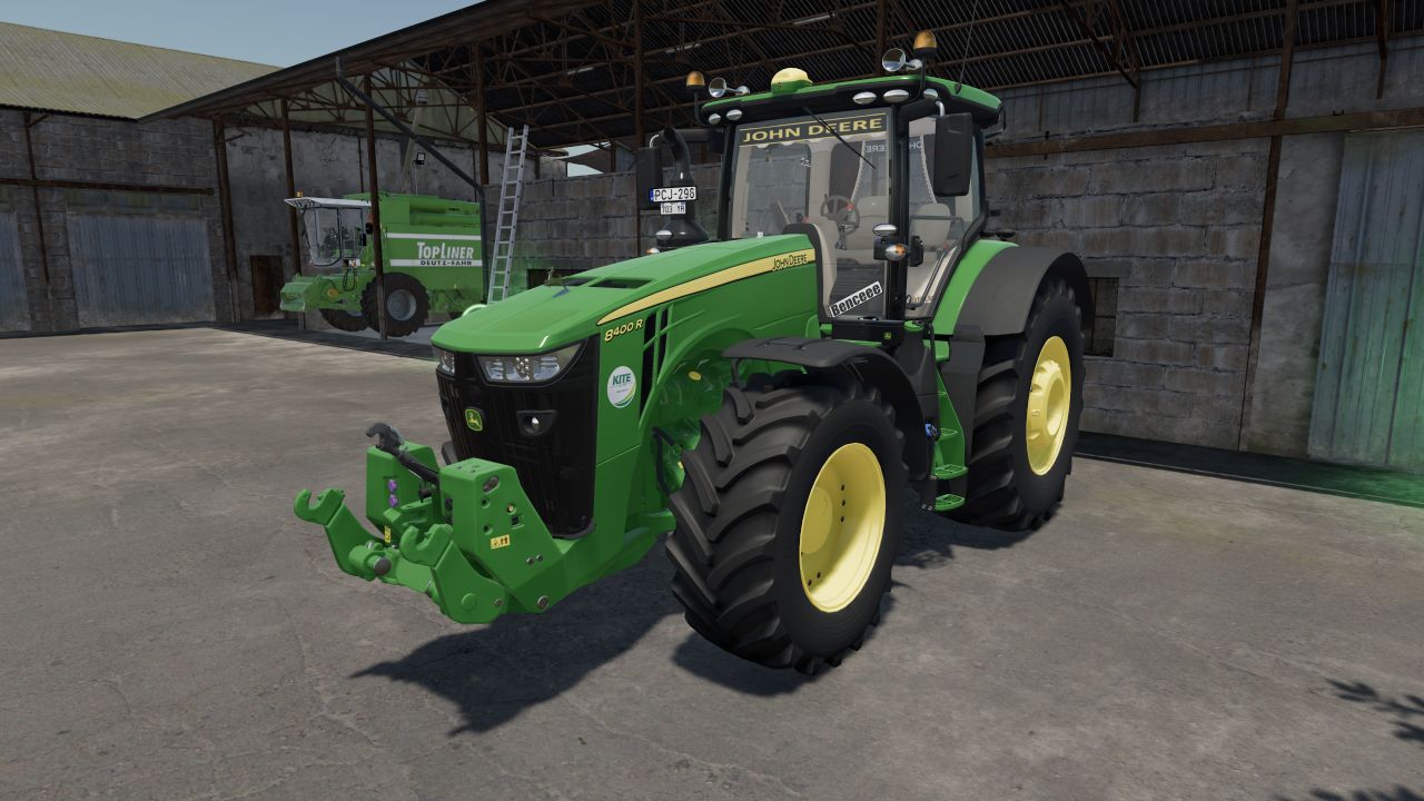 John Deere 8R 2016 Bence Brutal