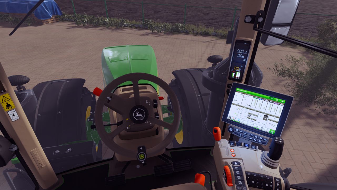 JOHN DEERE 8R 2018