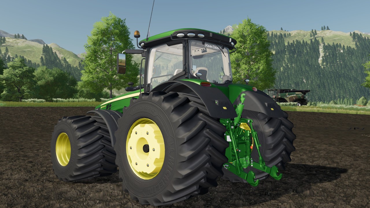 John Deere 8R Большой