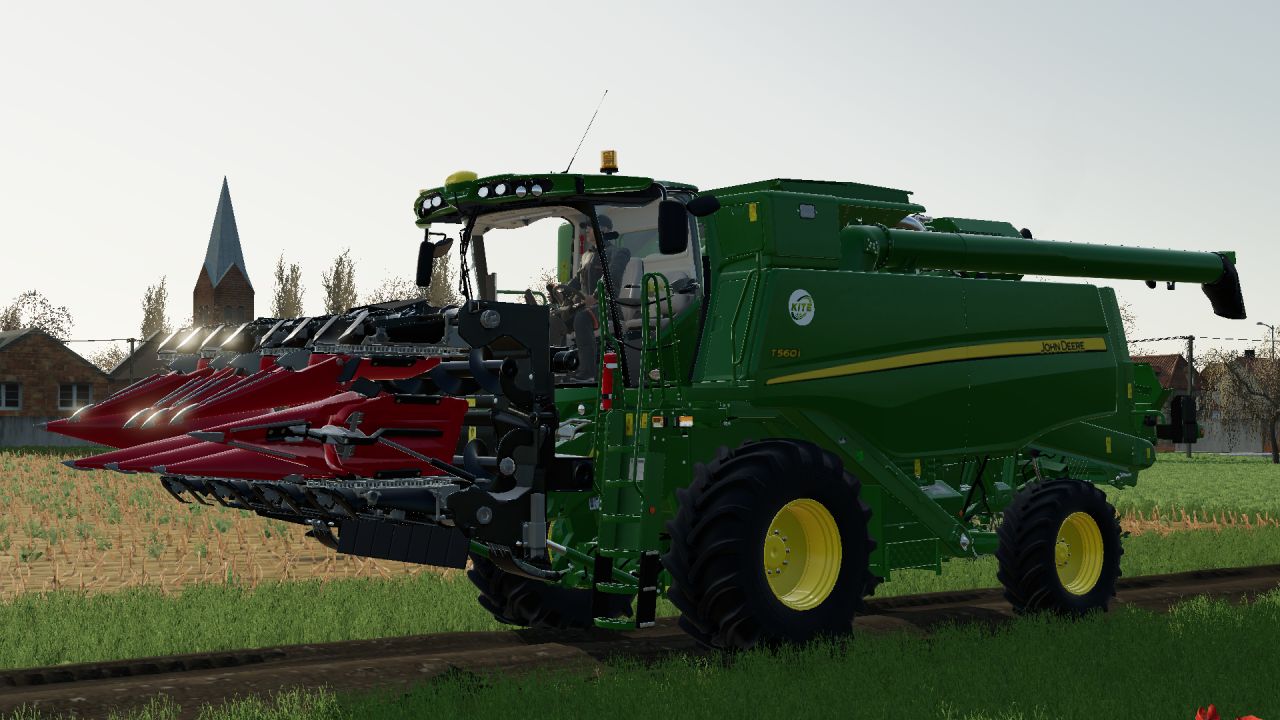 John Deere T560