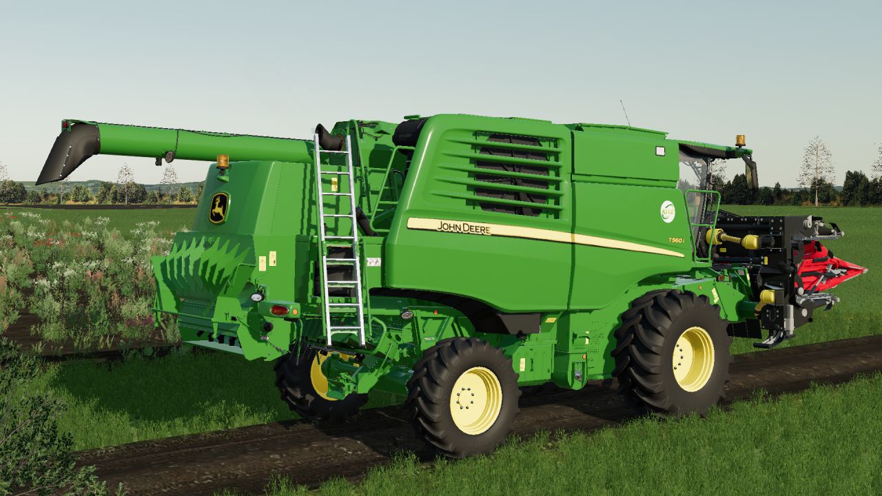 John Deere T560