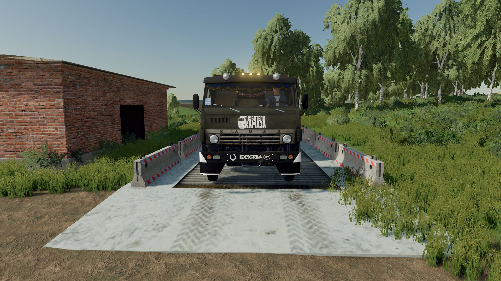 KamAZ-5410 en aanhangwagen