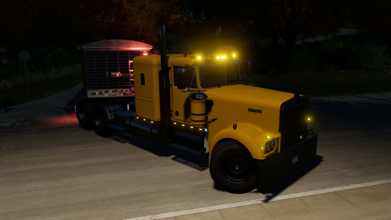 Kenworth W900A Flat Top