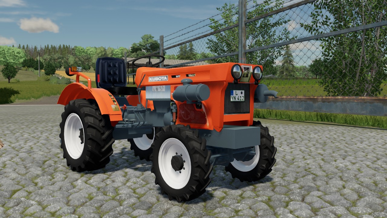 Kubota B7001