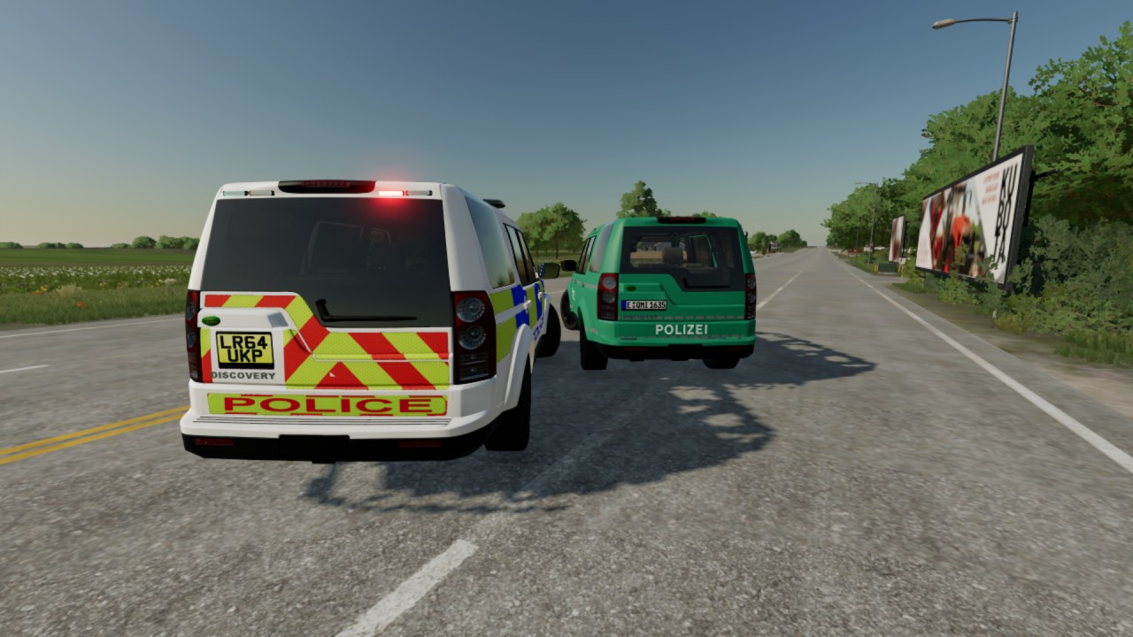 Land Rover Discovery 4 UK Police Edit