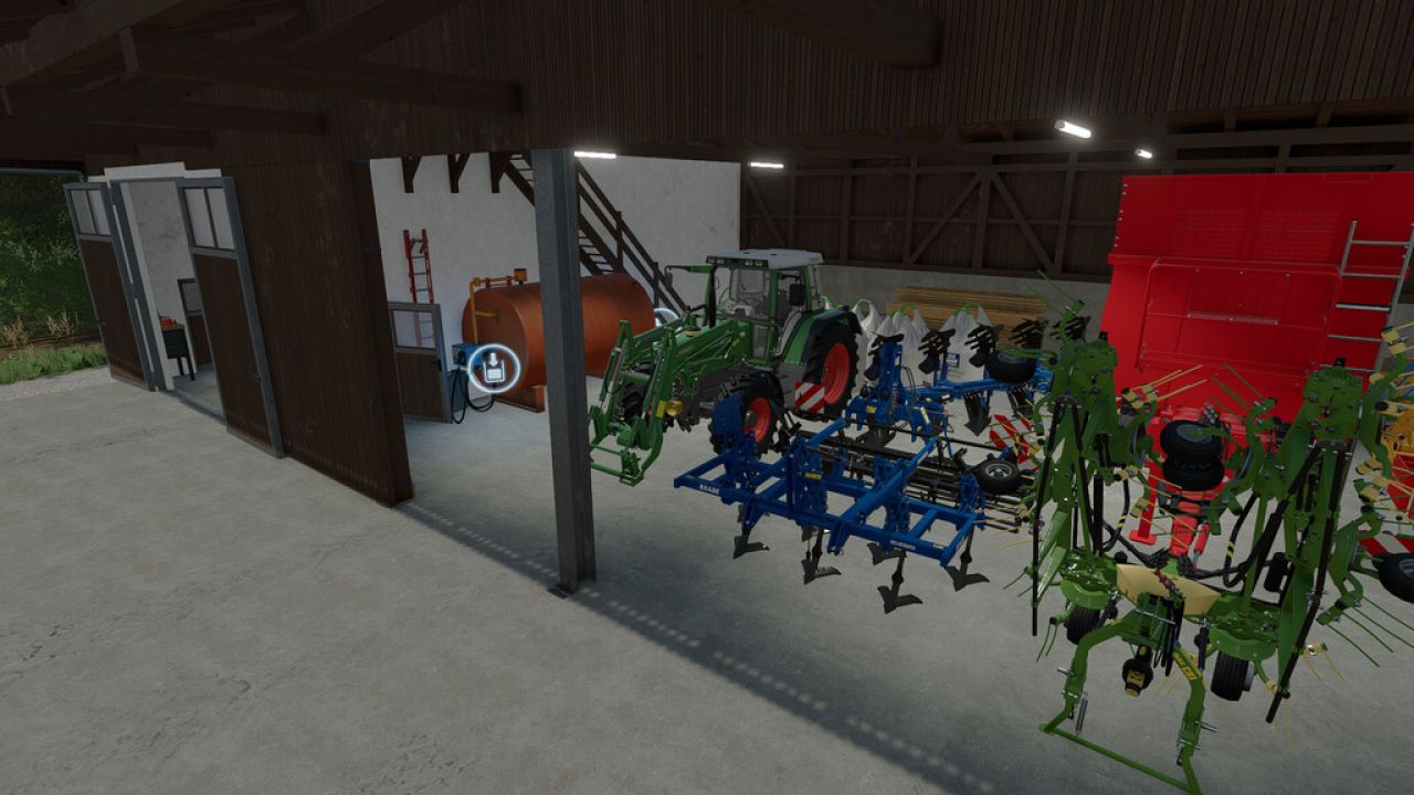 Machine Hall With Workshop