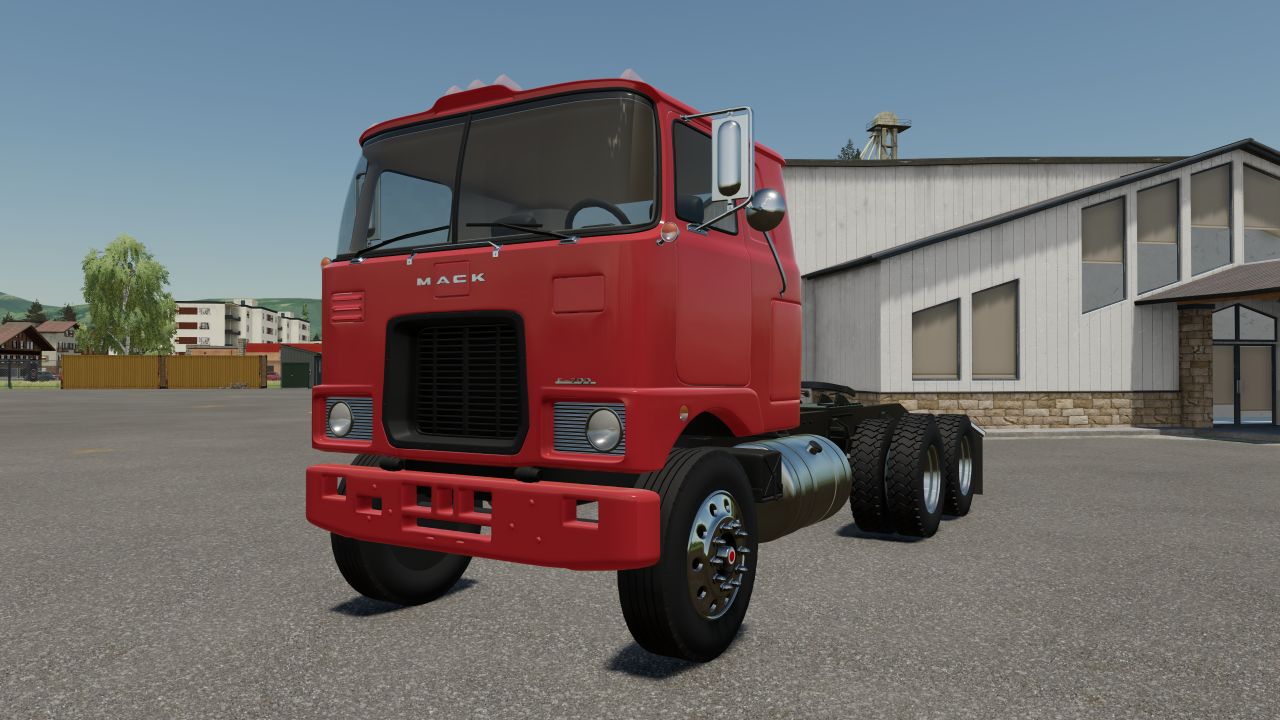 Mack F-700