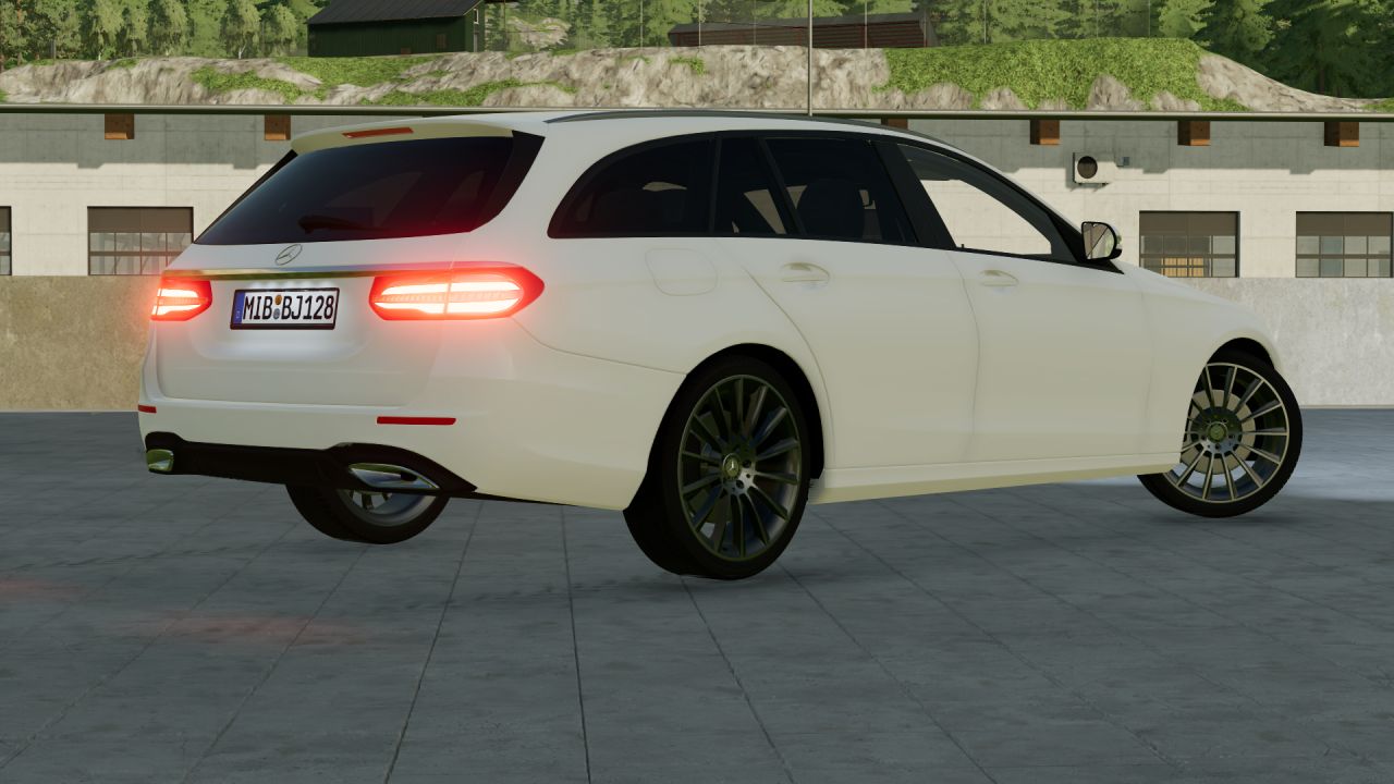 Mercedes-Benz Klasa E 2016 T-Modell