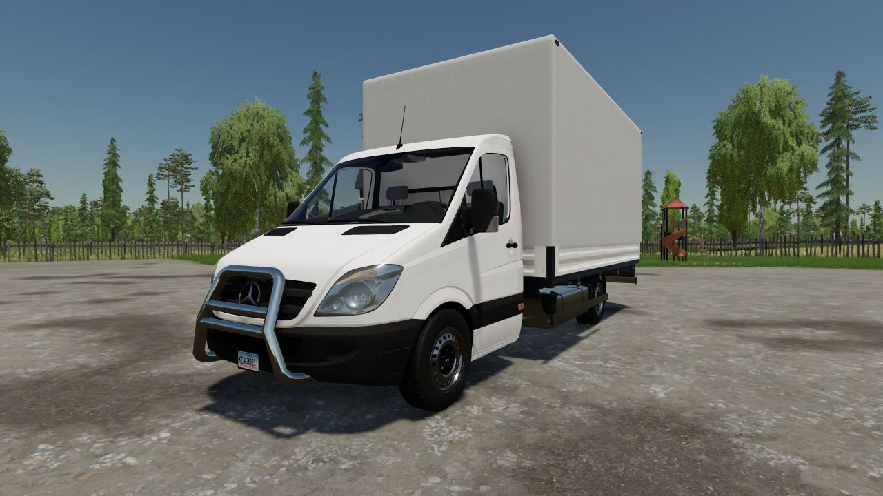 Mercedes Sprinter mit Autoload-Anhänger