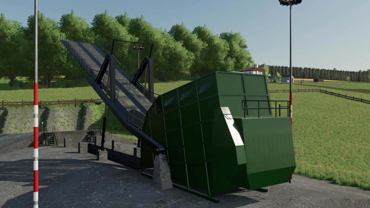 Sale of wood chips with unloading ramp and silo with trailer