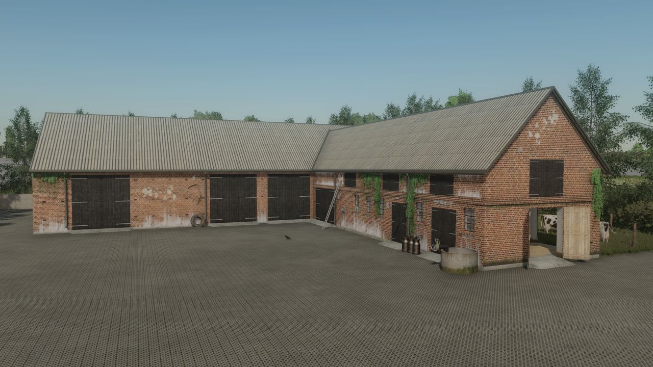 Hangar avec vaches et garage
