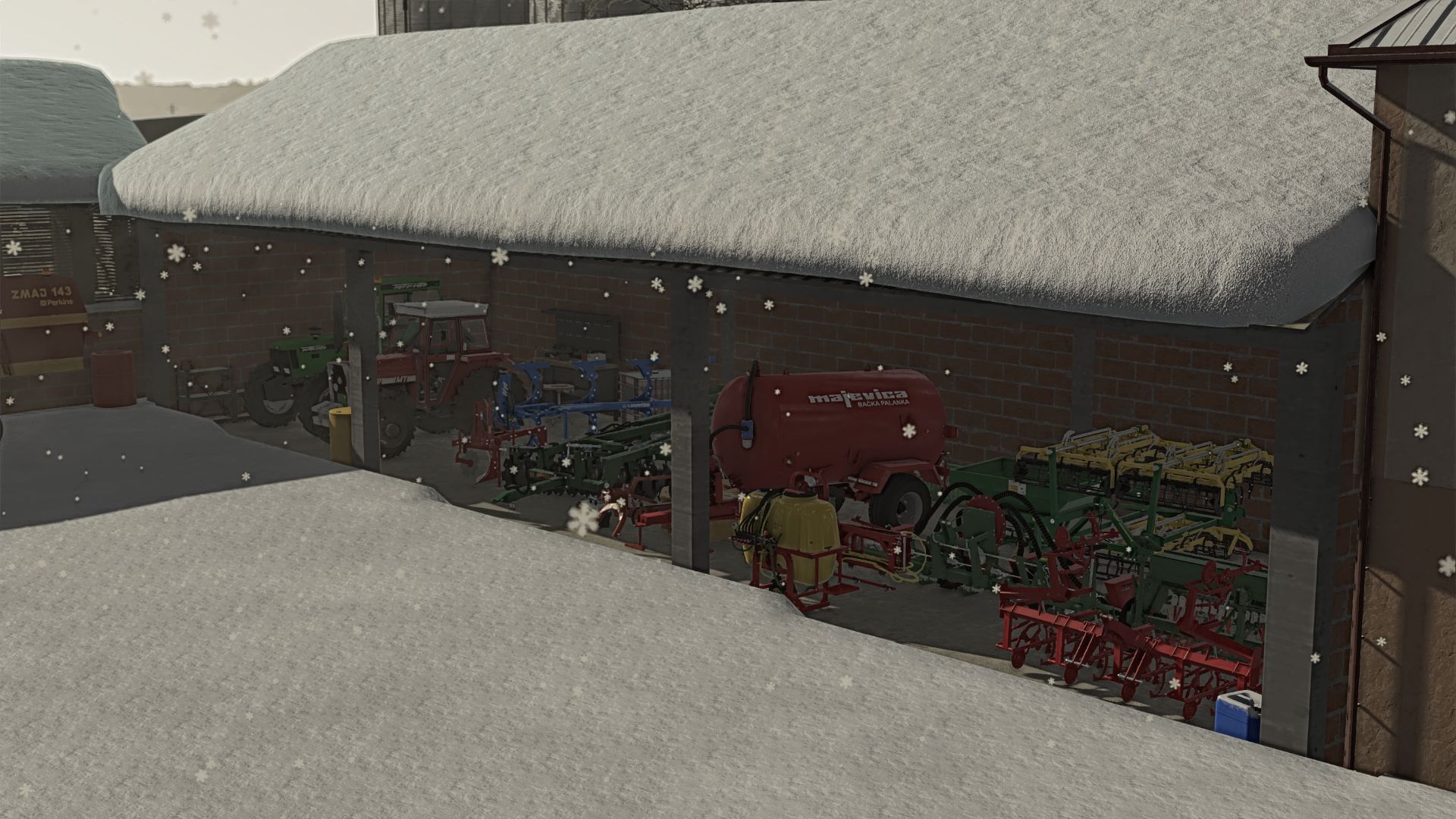 Petit hangar serbe en brique