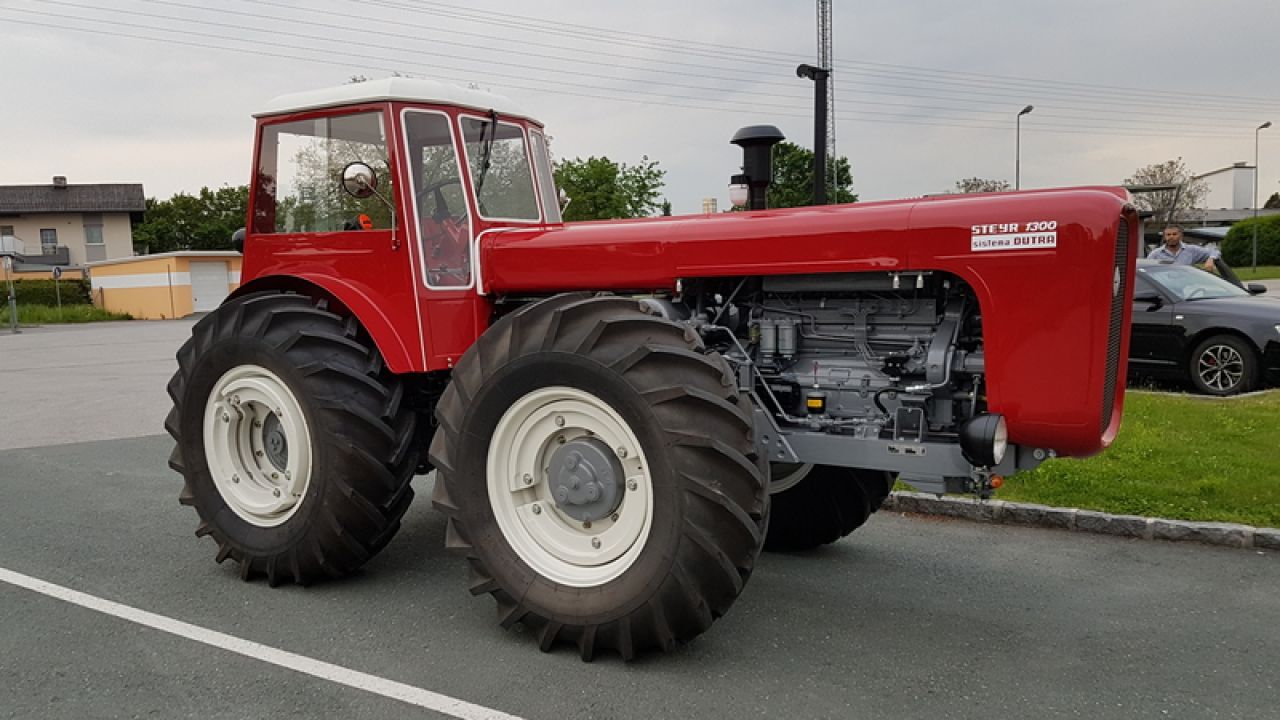 Steyr 1300 Plus