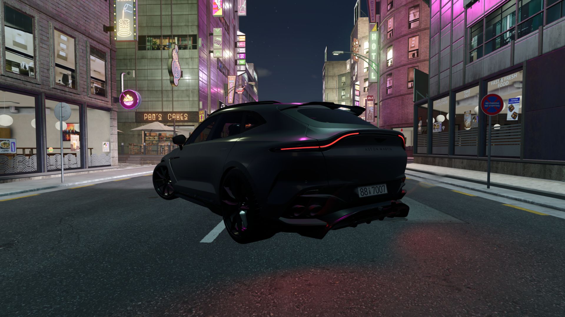 2023 Aston Martin DBX 707