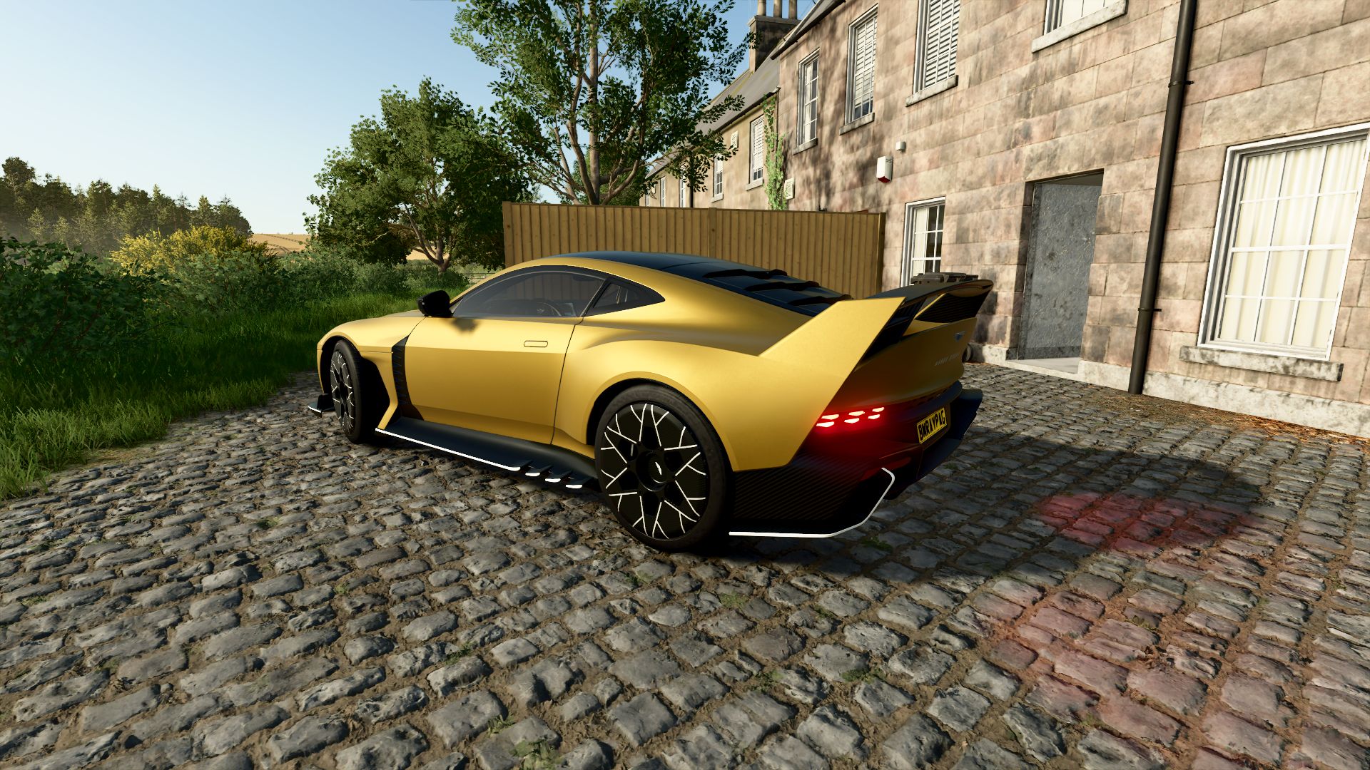 Aston Martin Valiant 2025