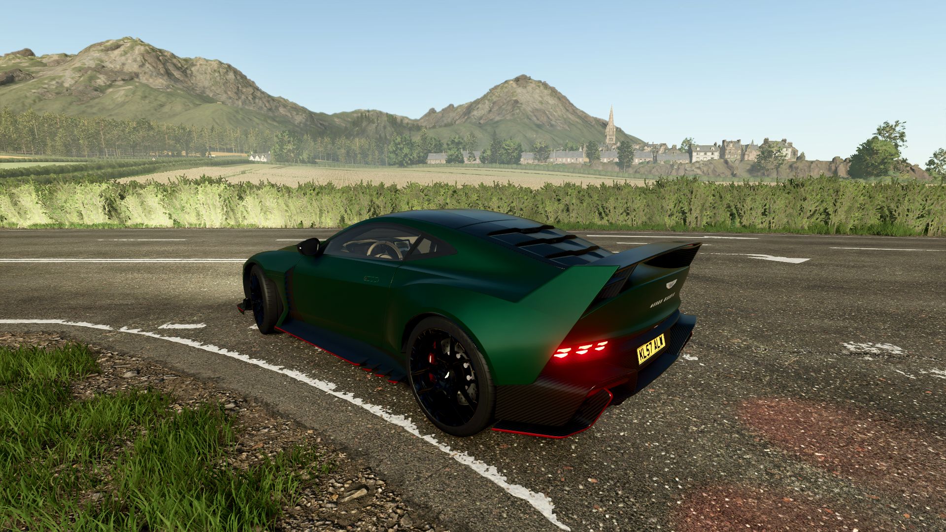 Aston Martin Valiant 2025