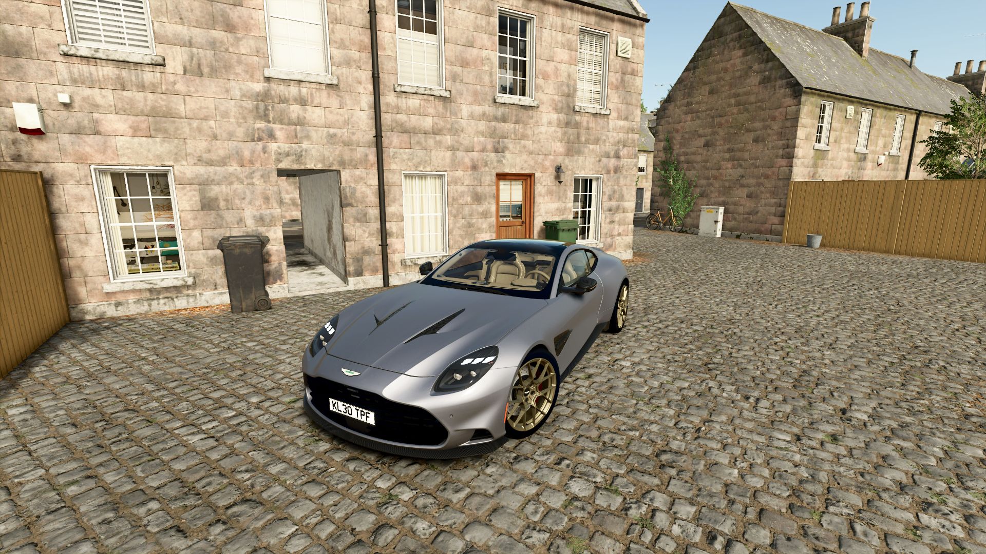 Aston Martin Vanquish 2025