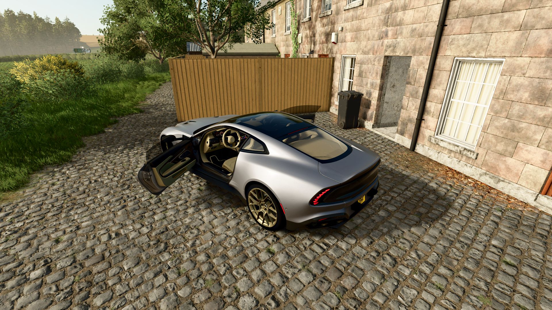 Aston Martin Vanquish 2025