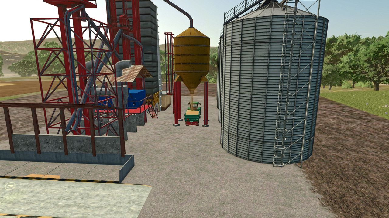 B1-15 Babolna Big farm silo