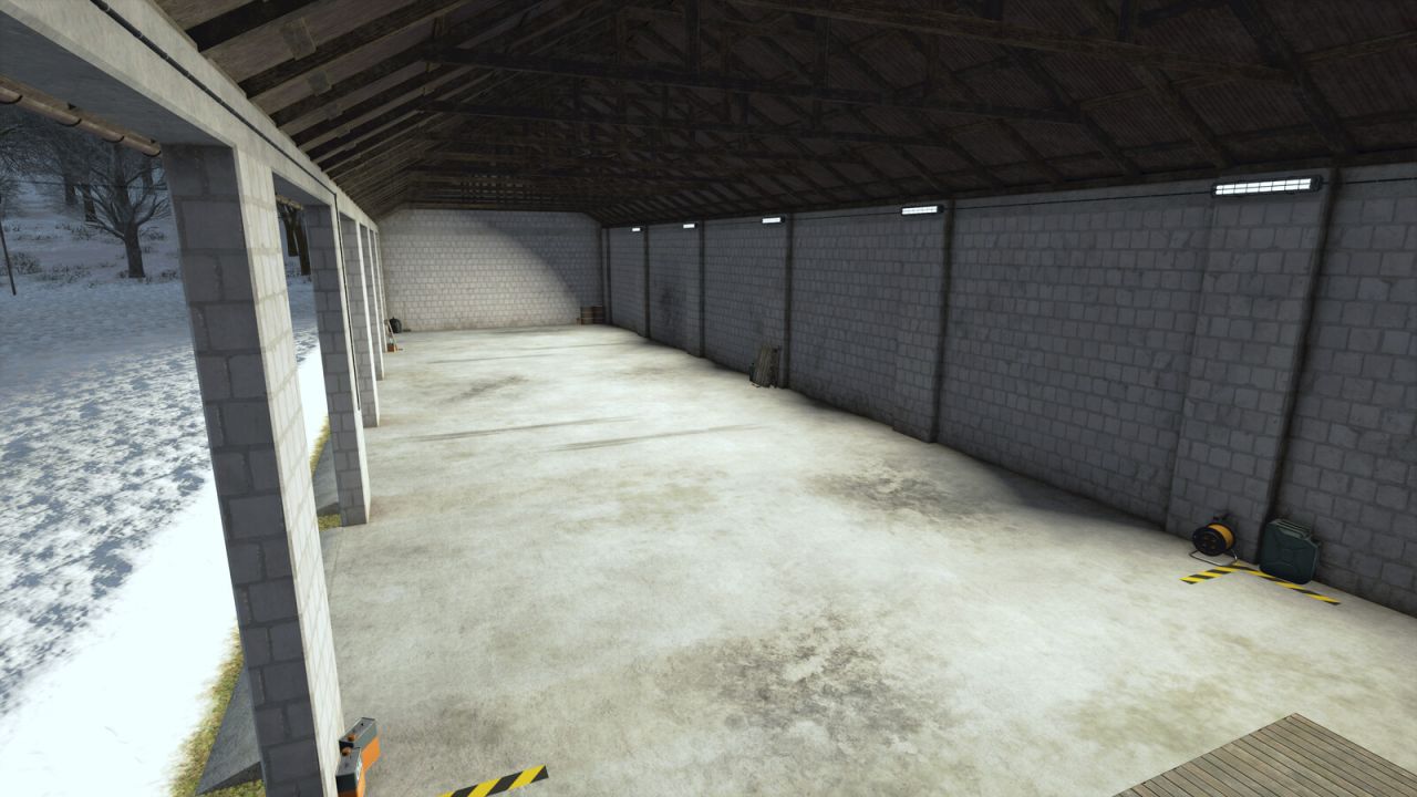 Big Open Garage With Workshop