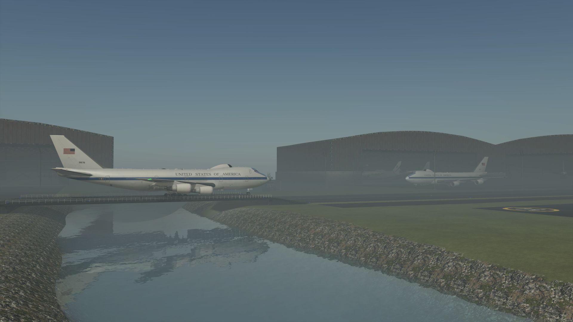 Boeing E-4B