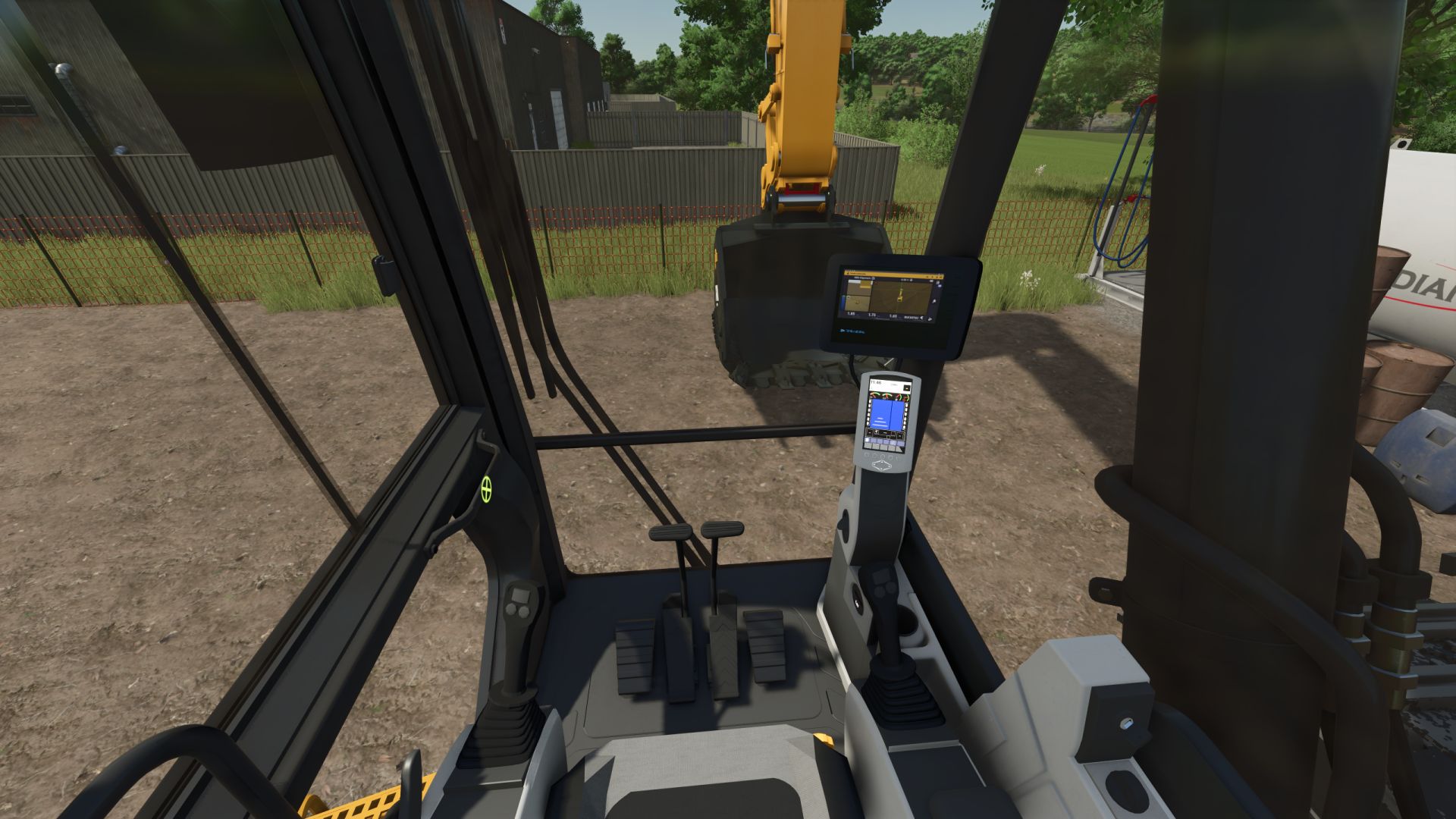 CAT 374F
