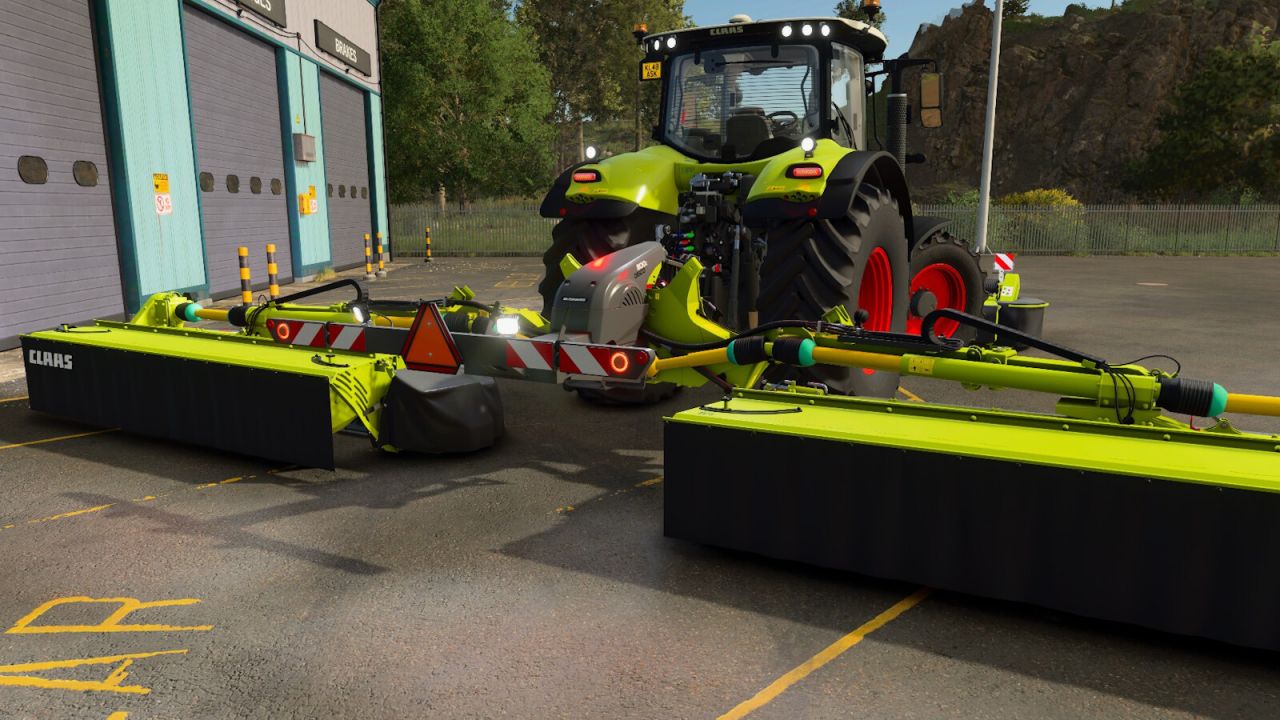 CLAAS Disco 1100C + 3600FC Night Edition