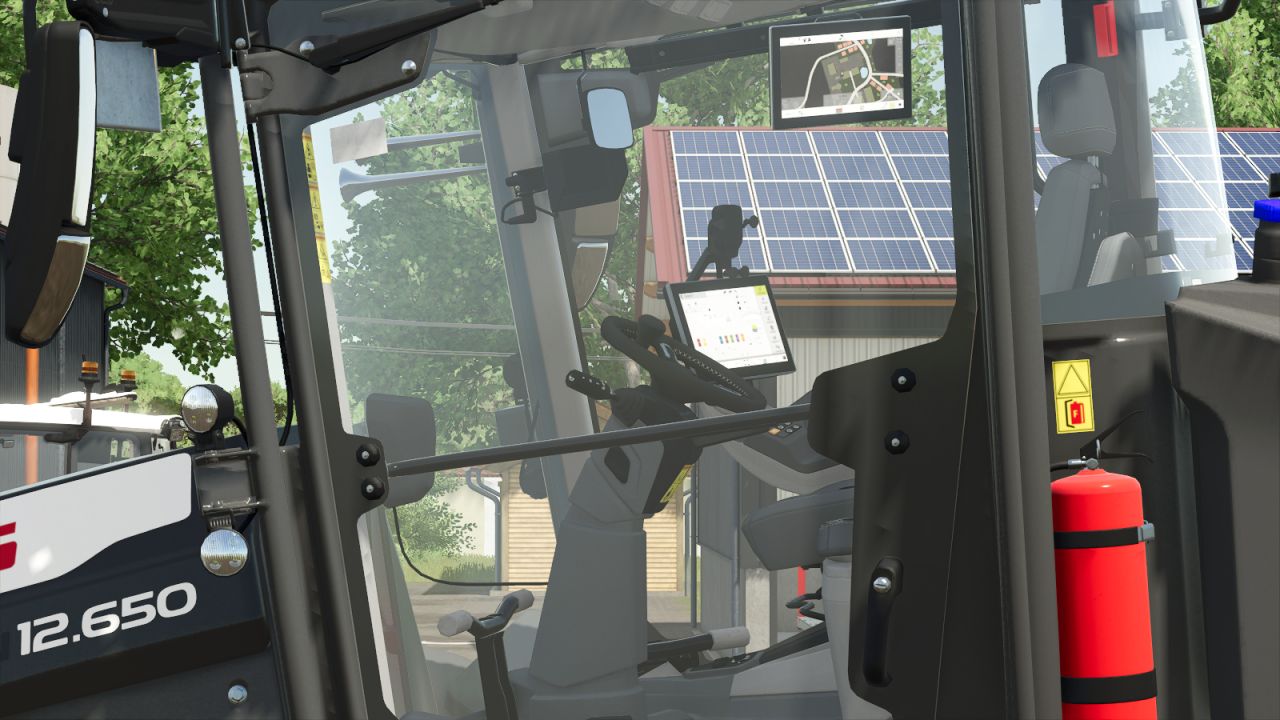 CLAAS Xerion 12 Realistic Drive