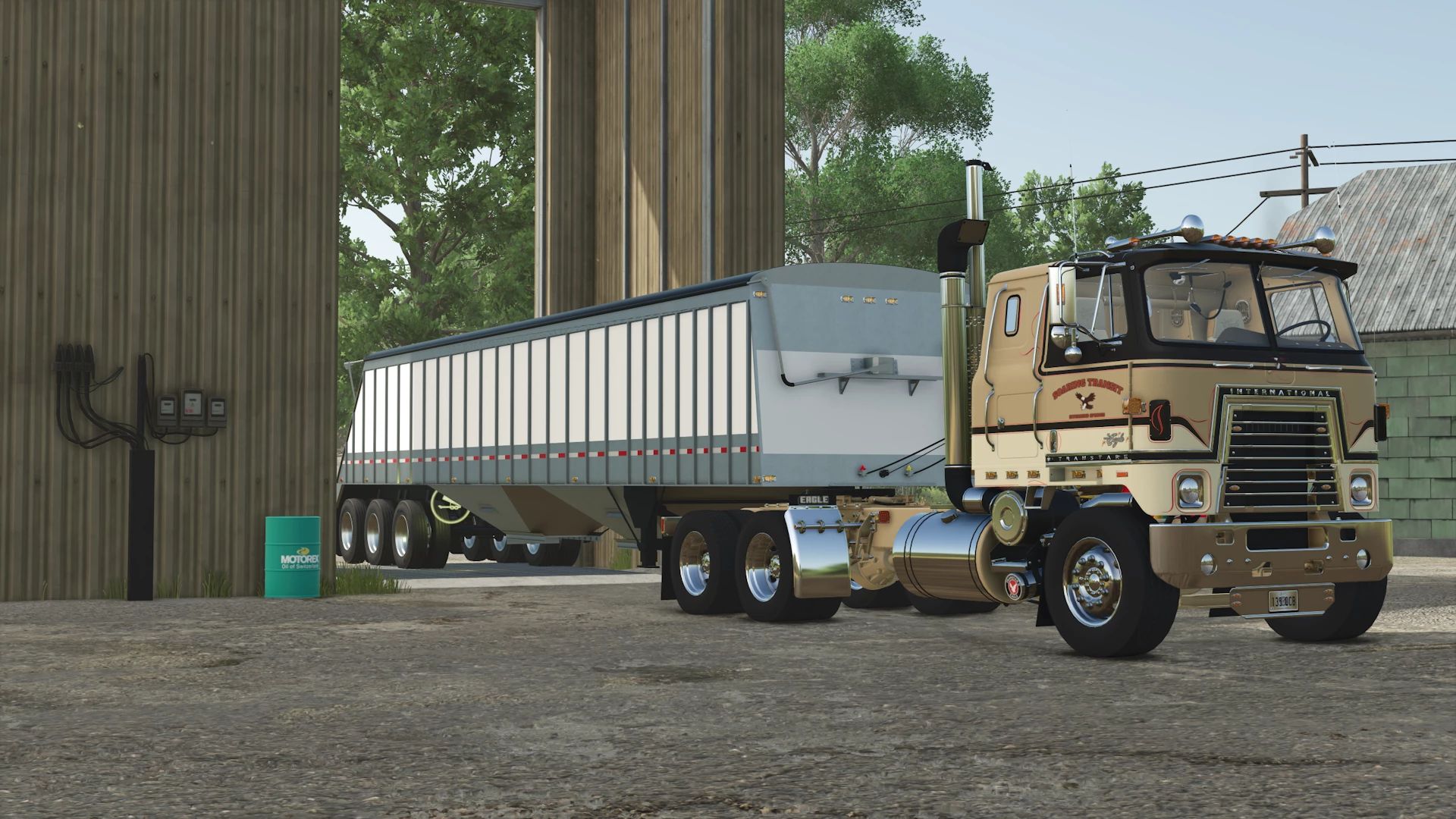 Cornhusker Hopper Bottom