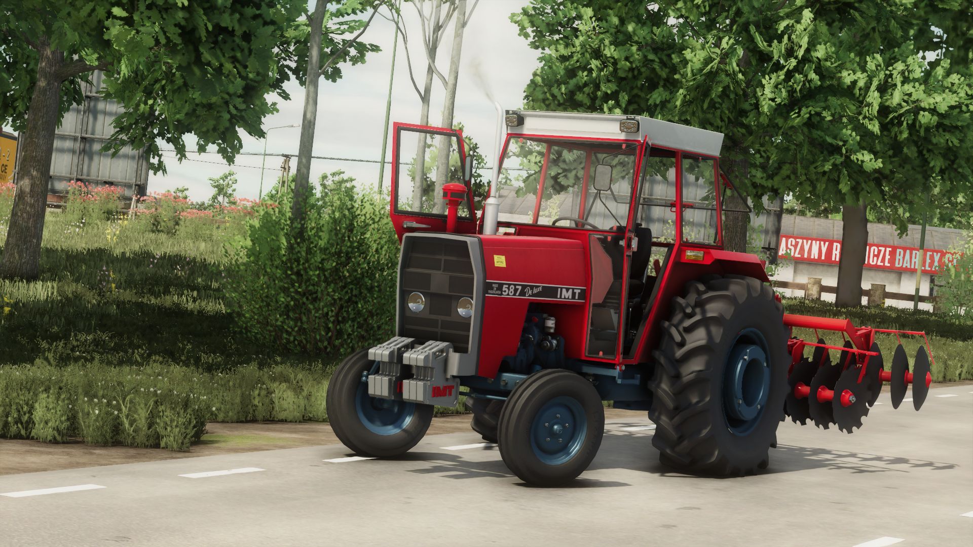 IMT 577 DeLuxe & Old
