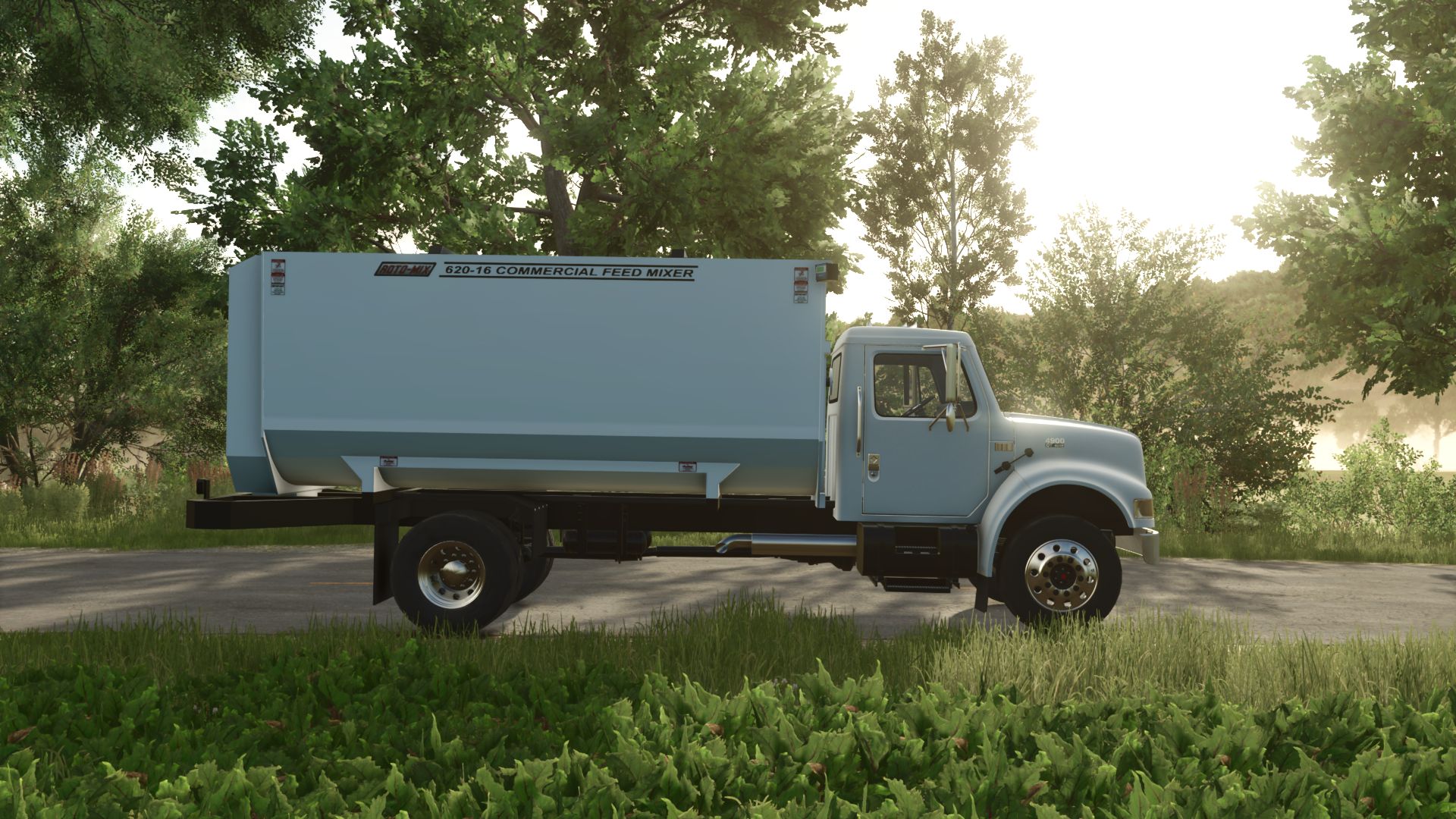 International 4900 Feed Truck