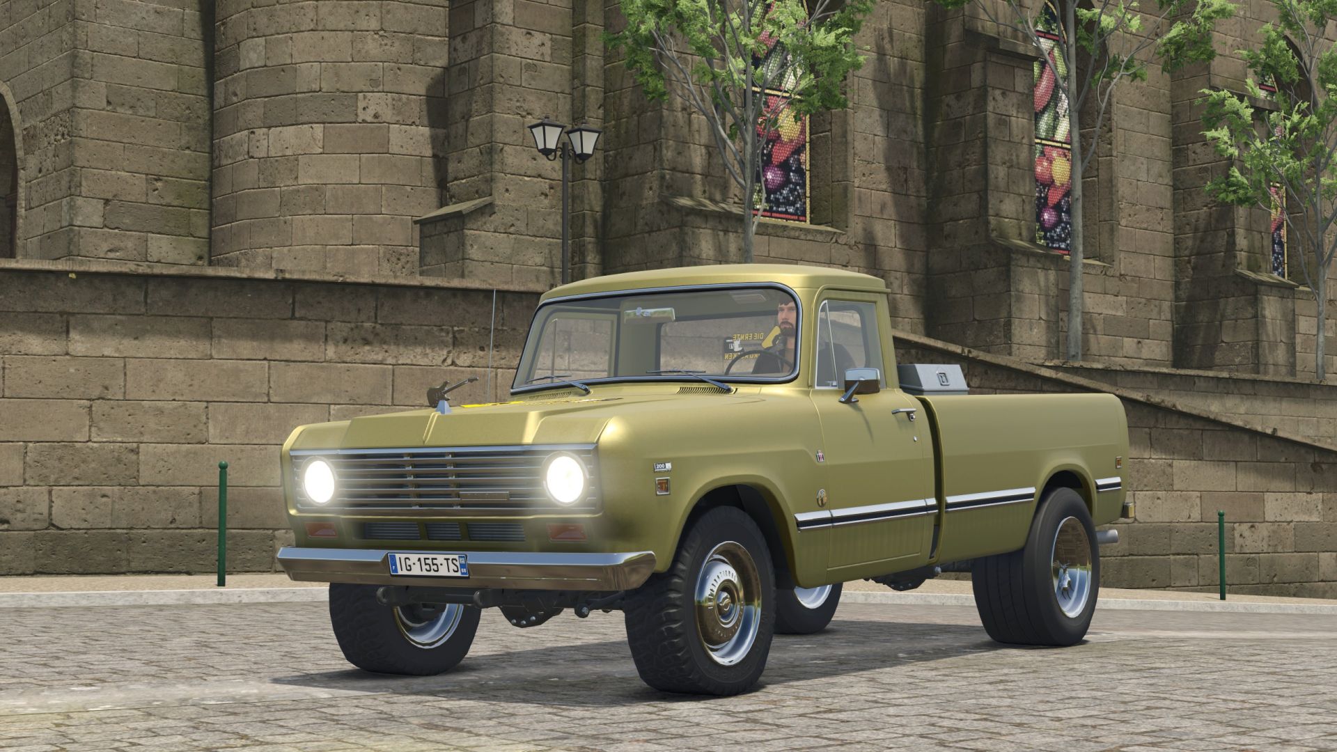 International Poser-Pickup