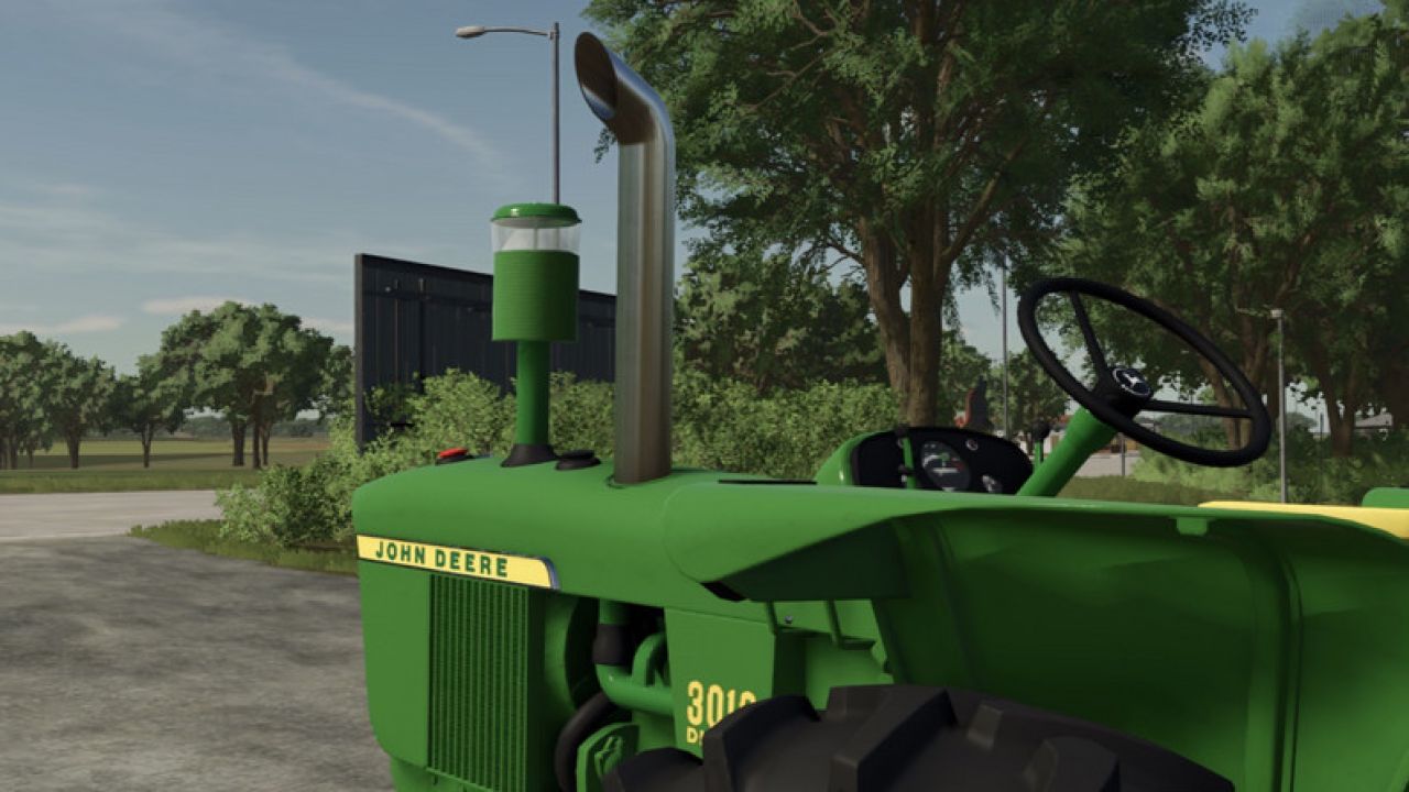 John Deere 3020