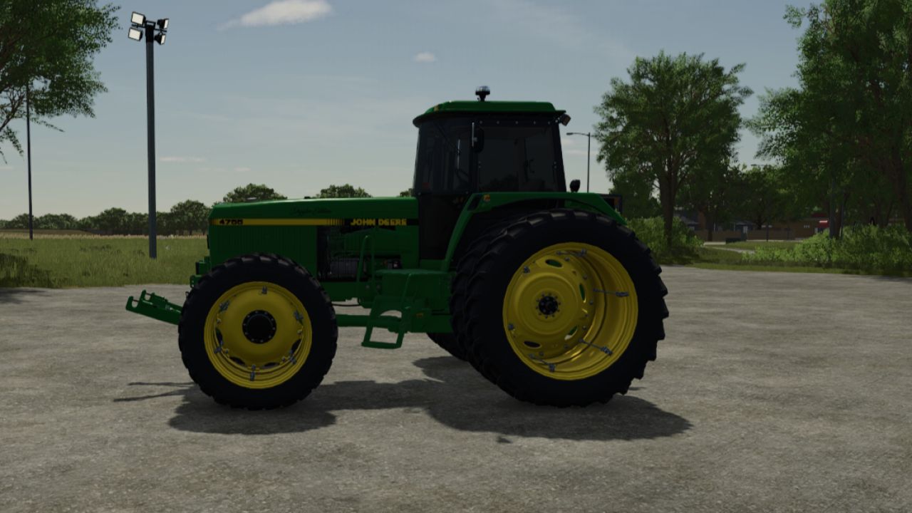 John Deere 4755 (реальный-нереальный)
