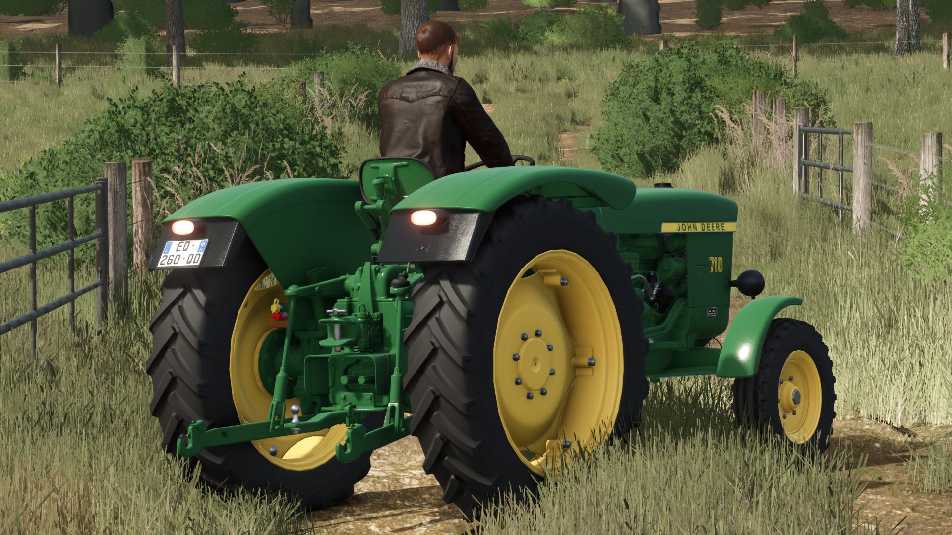 John Deere 710