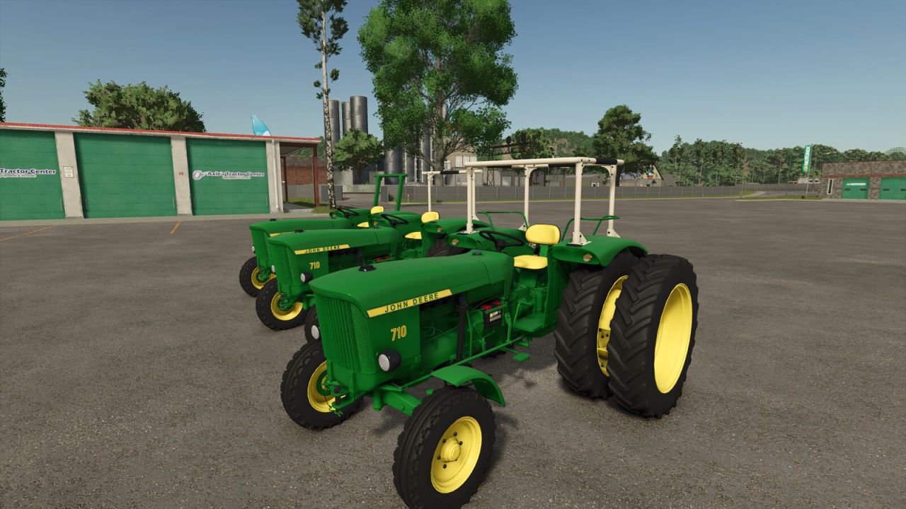John Deere 710