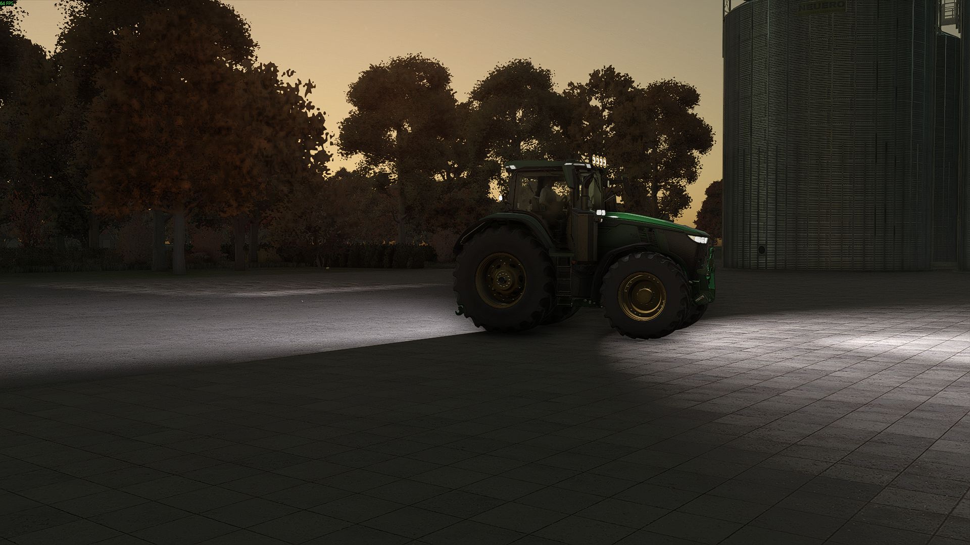 John Deere 7R Wolf