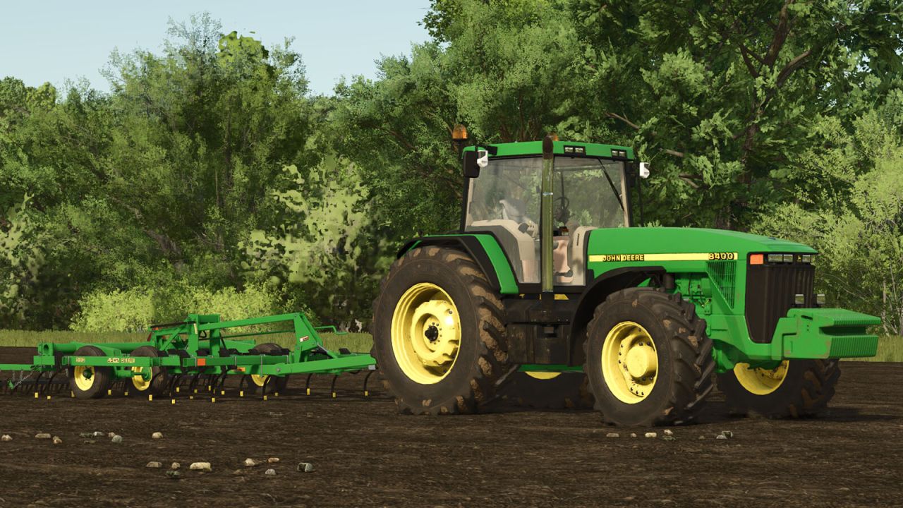 John Deere 8000