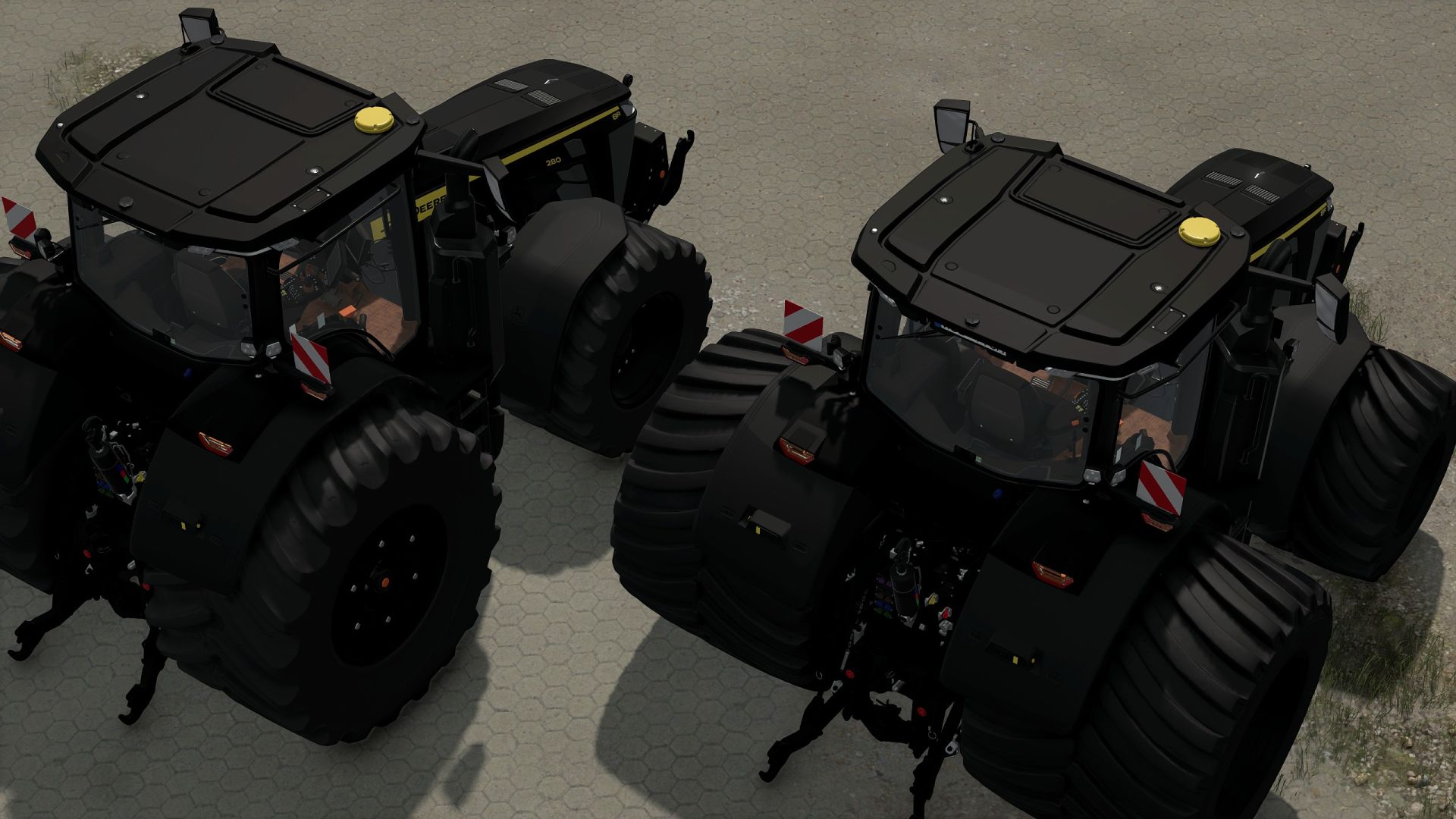 John Deere 8R Black Edition