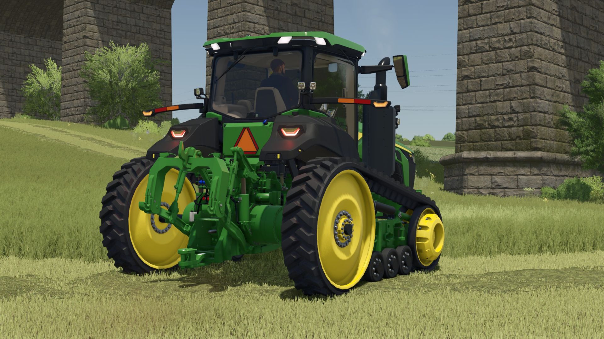 John Deere 8RT