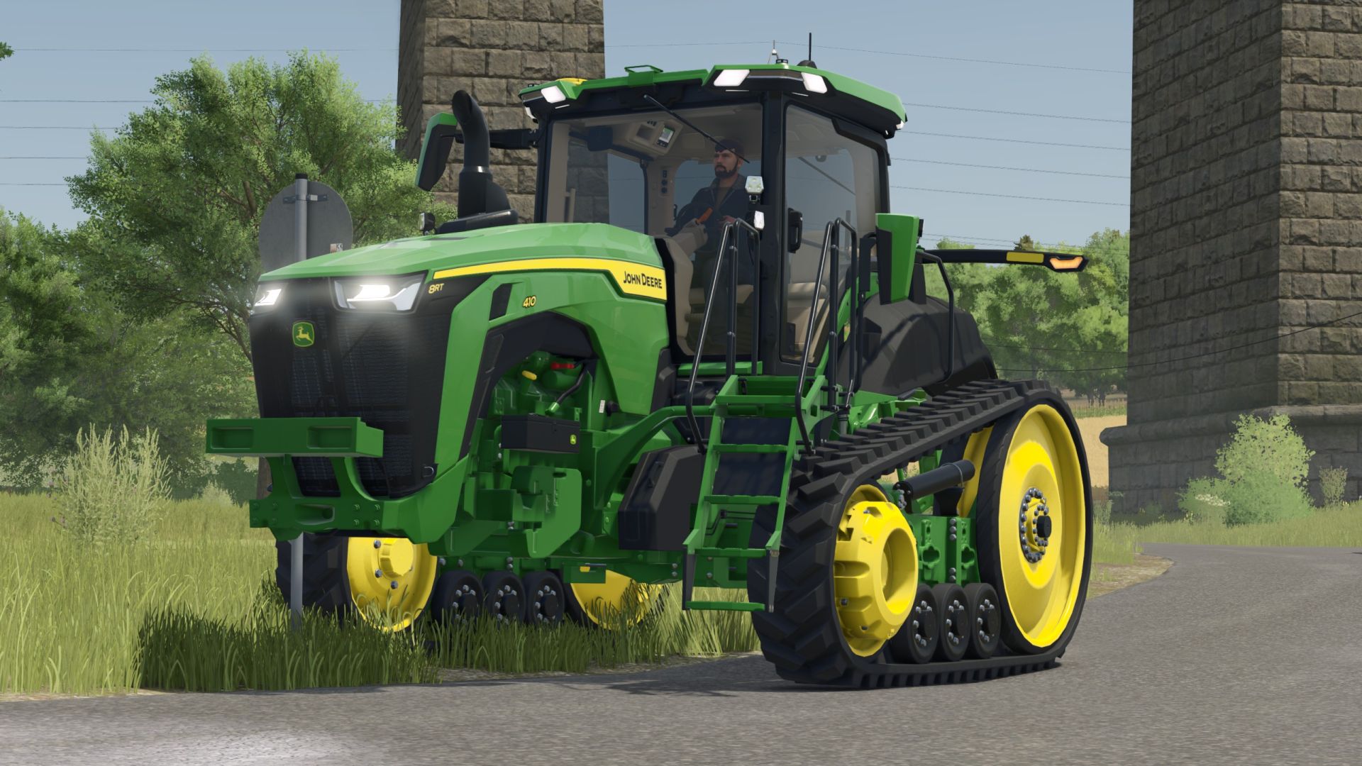John Deere 8RT