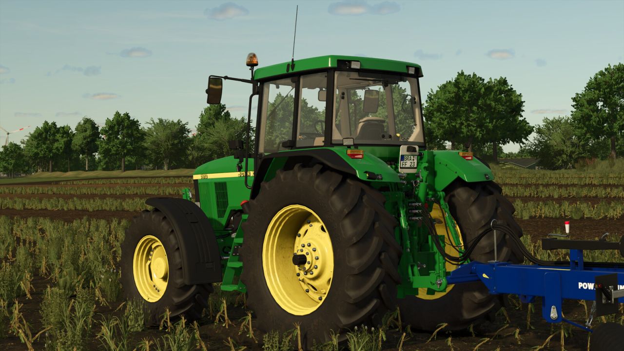 John Deere Series 7010