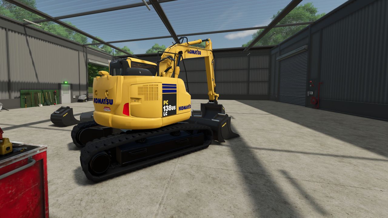 Komatsu PC138USLC