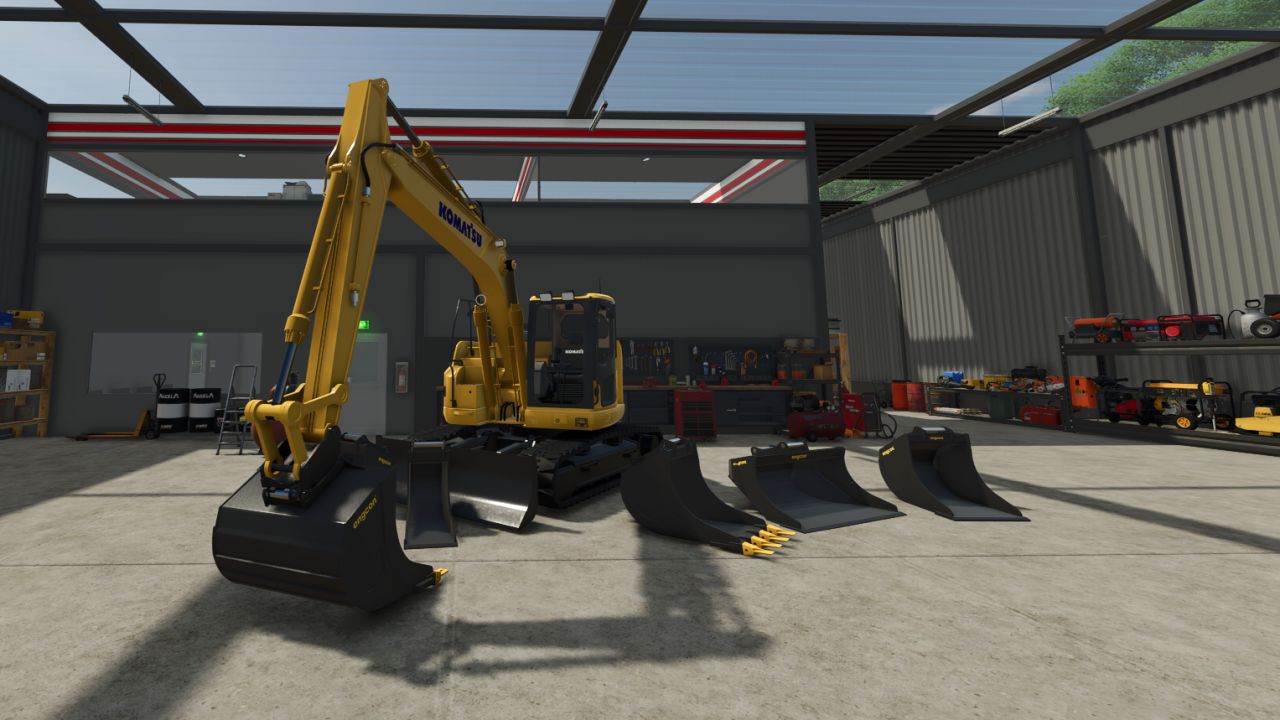 Komatsu PC138USLC