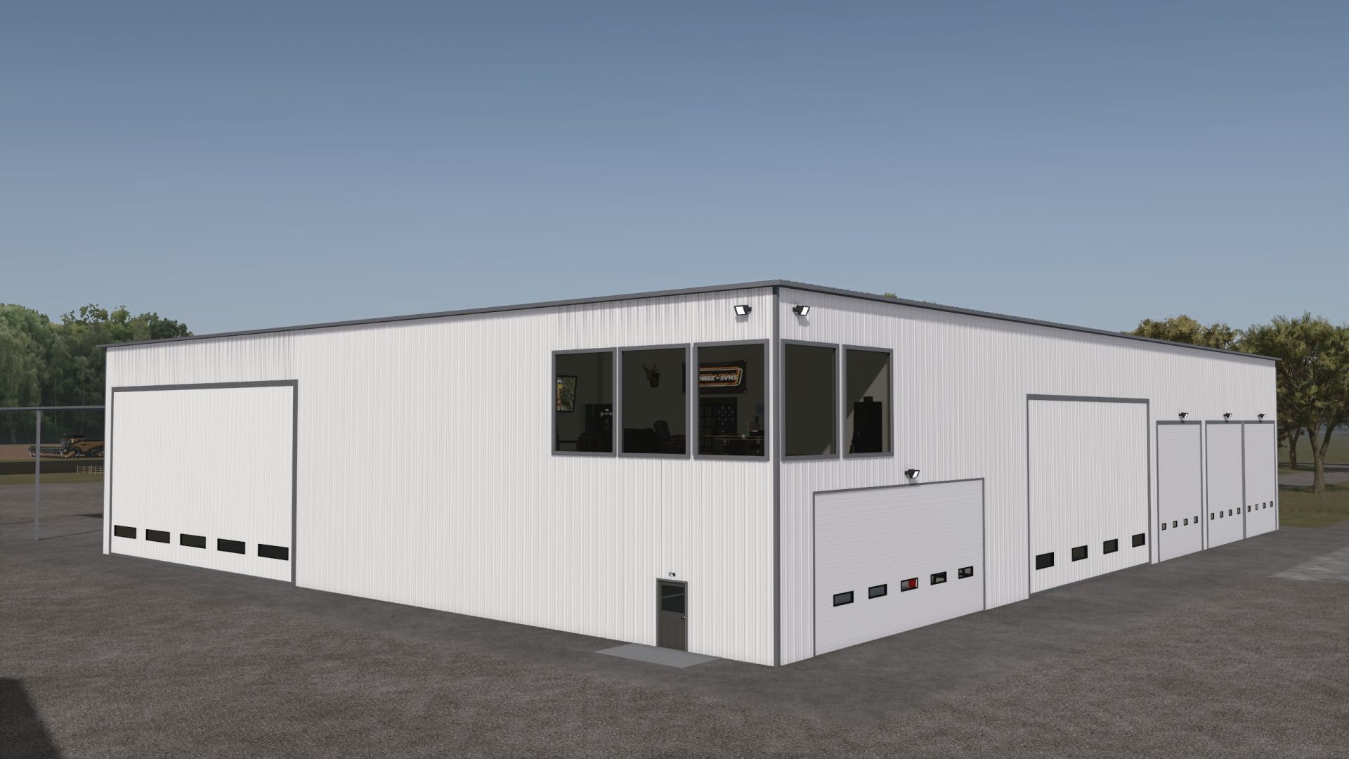 Large Work Shop & Storage Facility