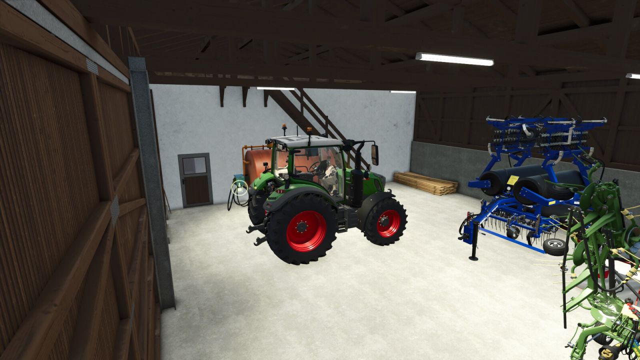 Machine Hall With Workshop