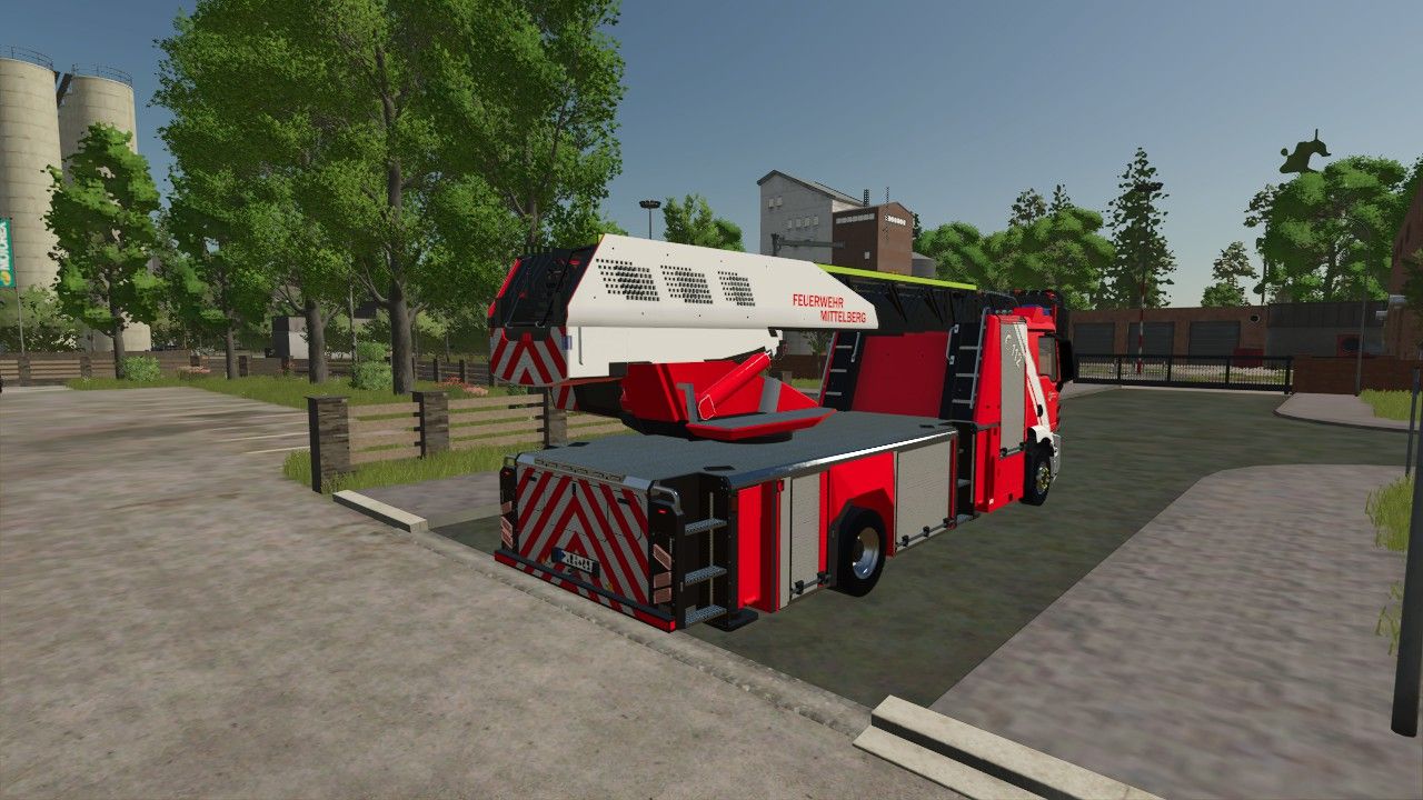 MAN Rosenbauer DLK 23/12 from the Mittelberg fire department