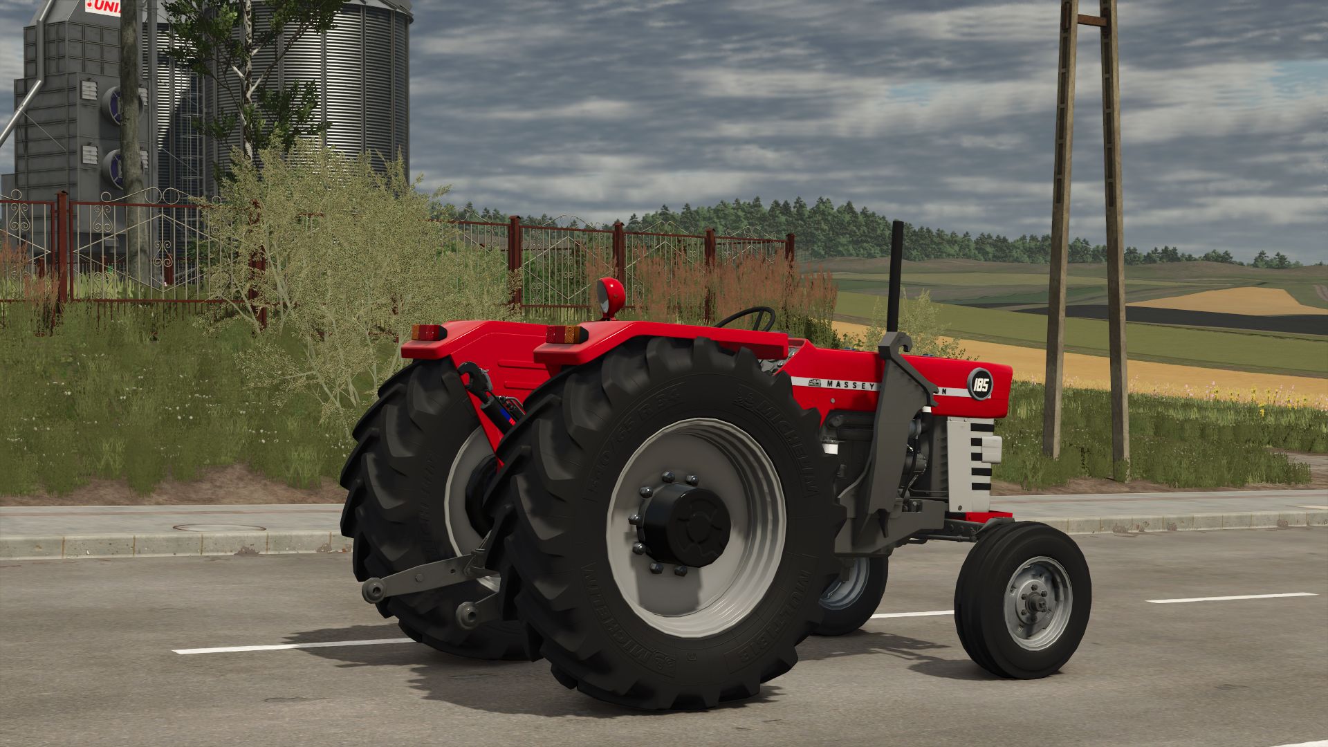 Massey Ferguson 100
