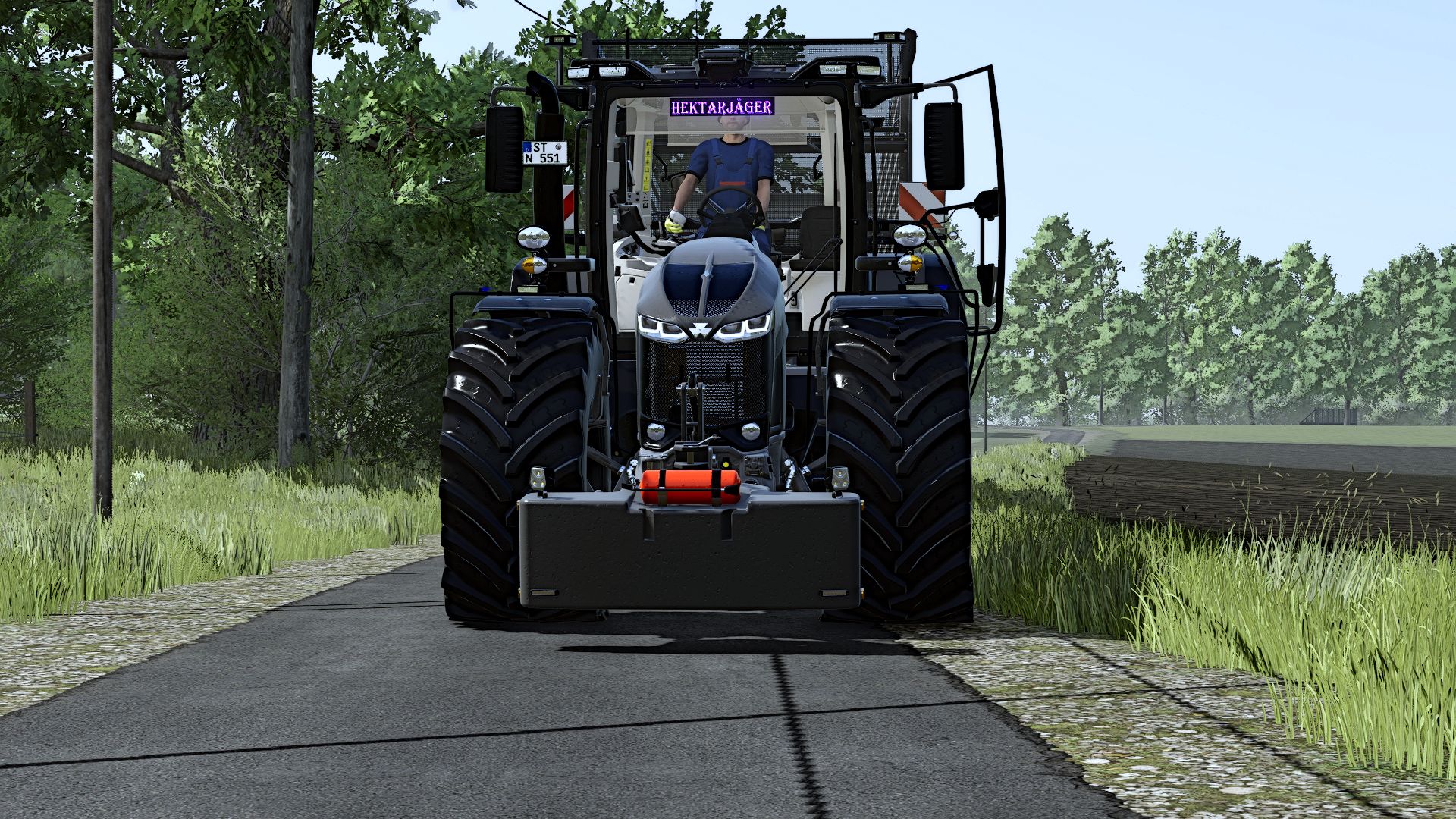 Massey Ferguson 8S