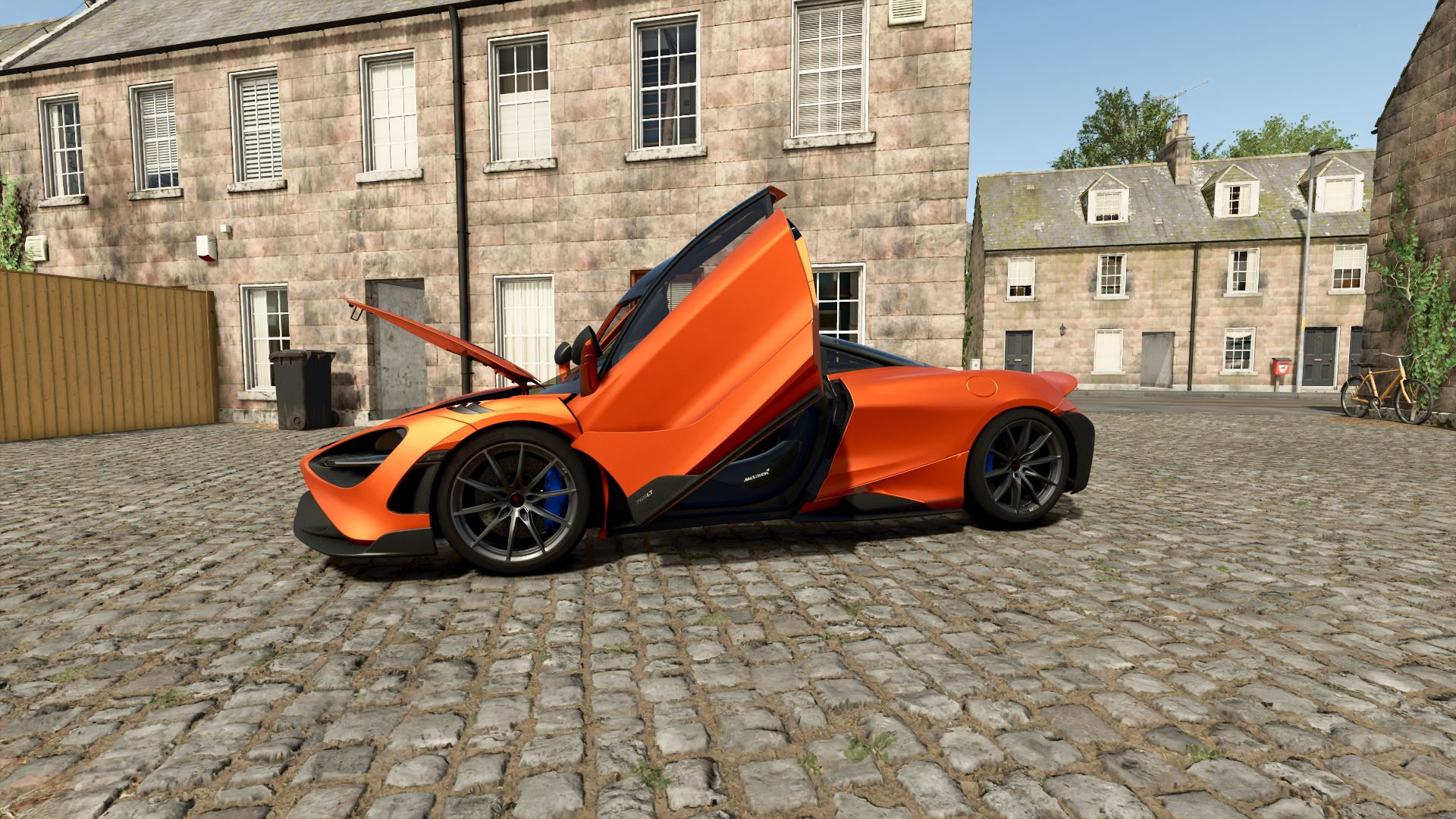 McLaren 765LT